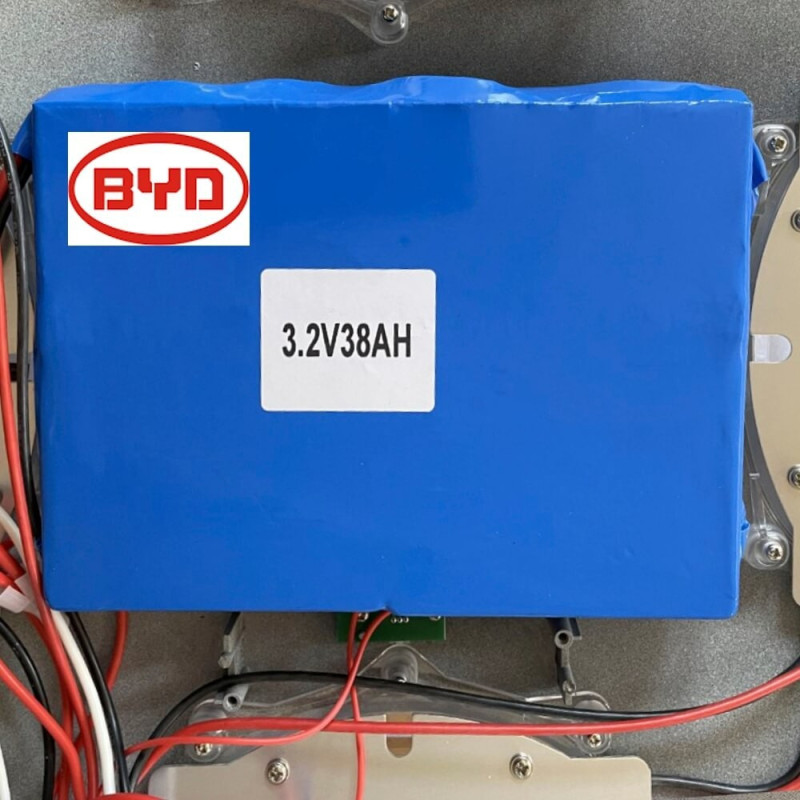 Farola Solar LED 100W BYD 5 años de garantía